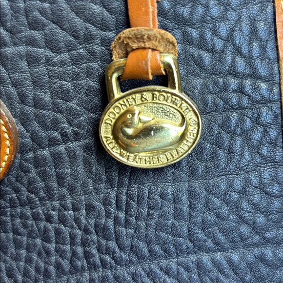 Dooney & Bourke Black With Tan Trim Vintage Bag - Picture 14 of 16